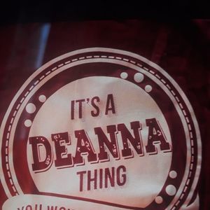 Meet your Posher, Deanna